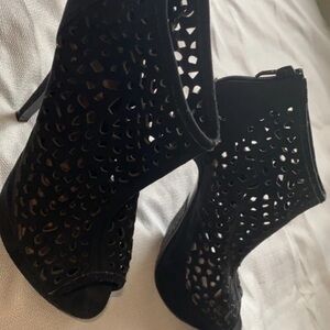 Elegant Black Laser-Cut Heeled Boots